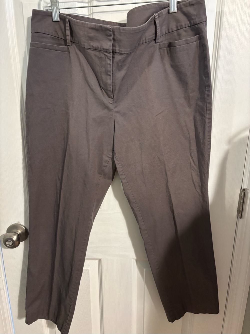 😍LOFT Classic Crop Straight-Leg Ankle Pants Size 14